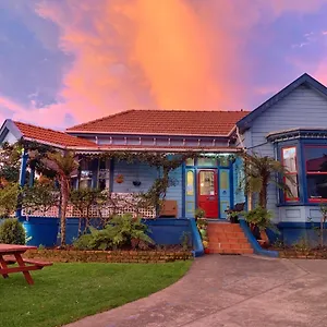 https://the-villa-backpackers-lodge.wellingtonnzhotels.com