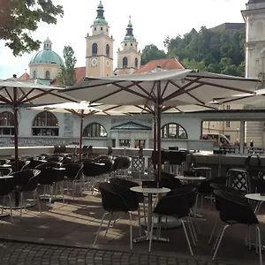 https://cacao-rooms.hotels-in-ljubljana.com